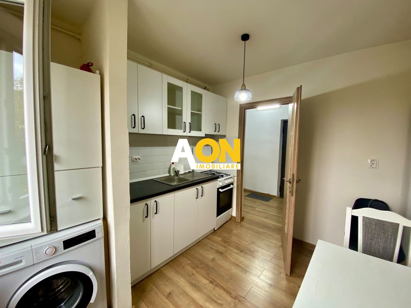 Apartament 2 Camere, Cetate, Complet Renovat - Poză 5