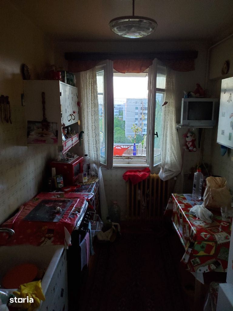 🏡 De vanzare 3 Camere | Etaj 9 | Vedere Panoramică| 2 Balcoane | Drumul Taberei - Poză 3
