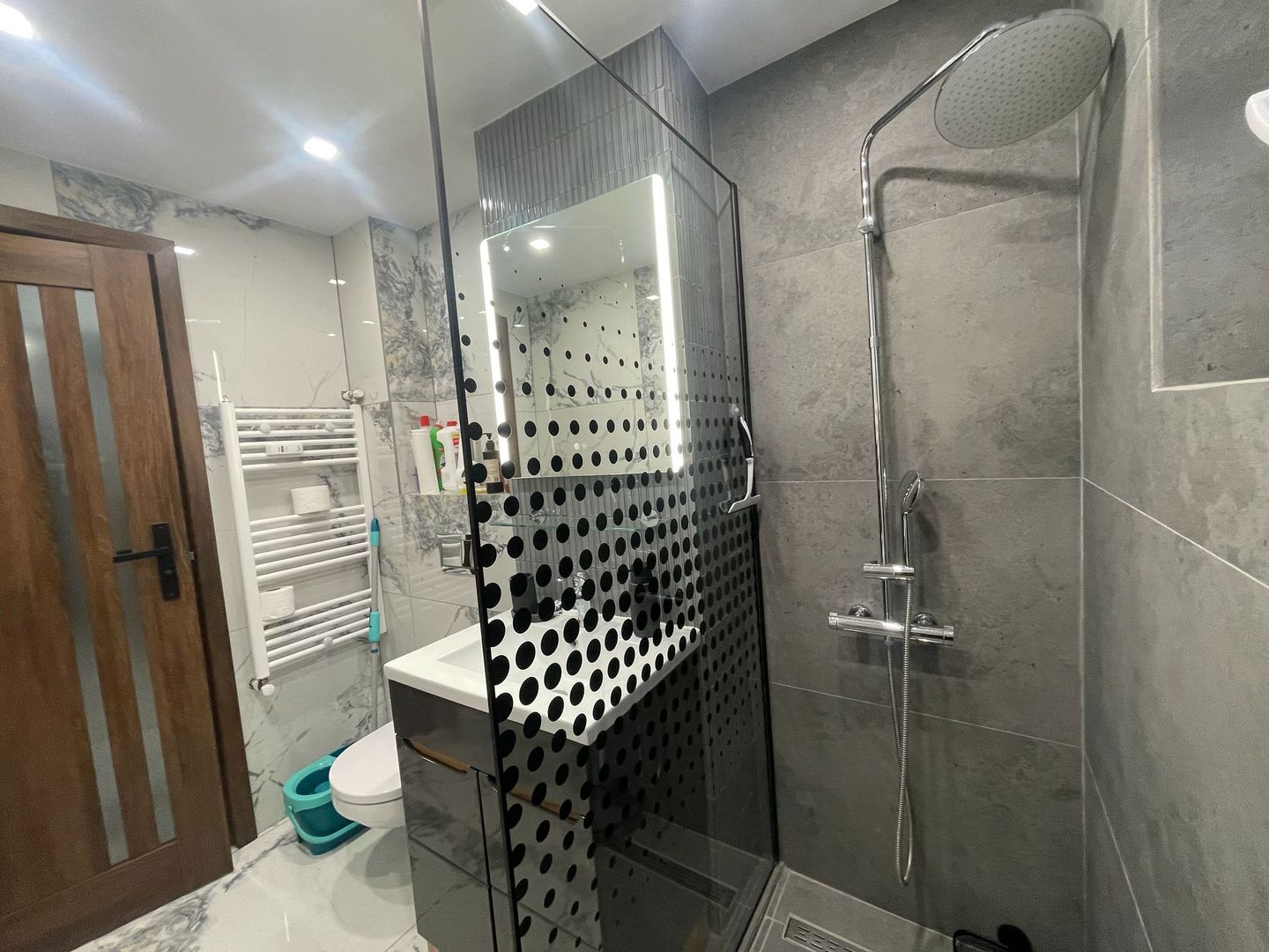 APARTAMENT MODERN | COMPLET MOBILAT SI UTILAT| 2 CAMERE | RADAUTI - Poză 4