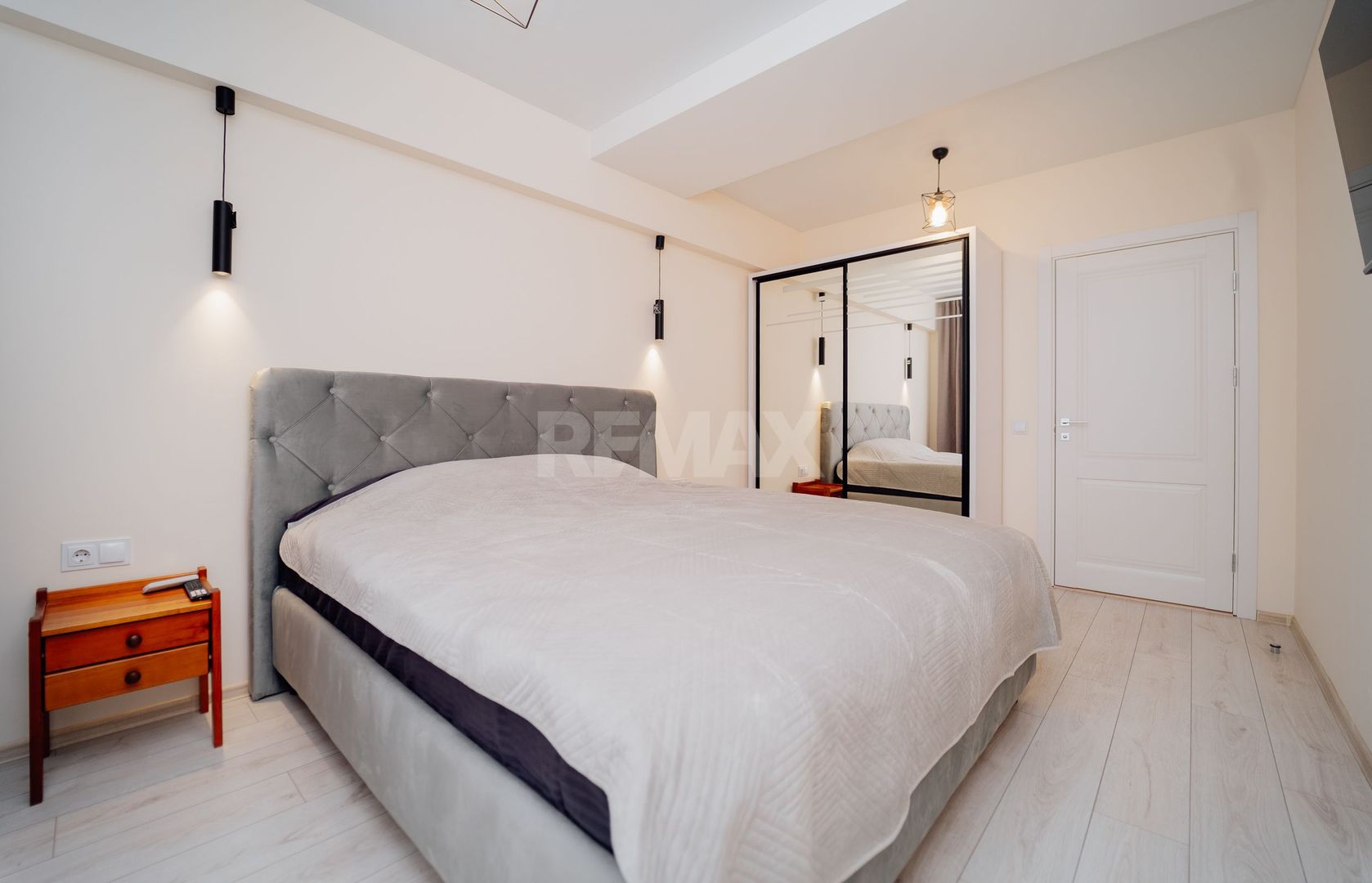 Apartament la chirie - Poză 8