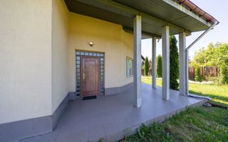 Casă Individuală - Spațioasă de Vânzare în Cristian - Poză 37