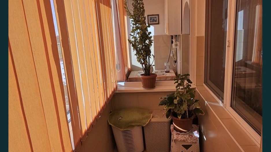 Vand garsoniera luminoasa in zona City Park Renovata, mobilata/utilata - Poză 7