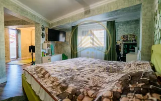 Palazu Mare/Elvila - Vila cocheta  P+1E+M cu teren 970 mp,mobilata si utilata - Poză 22