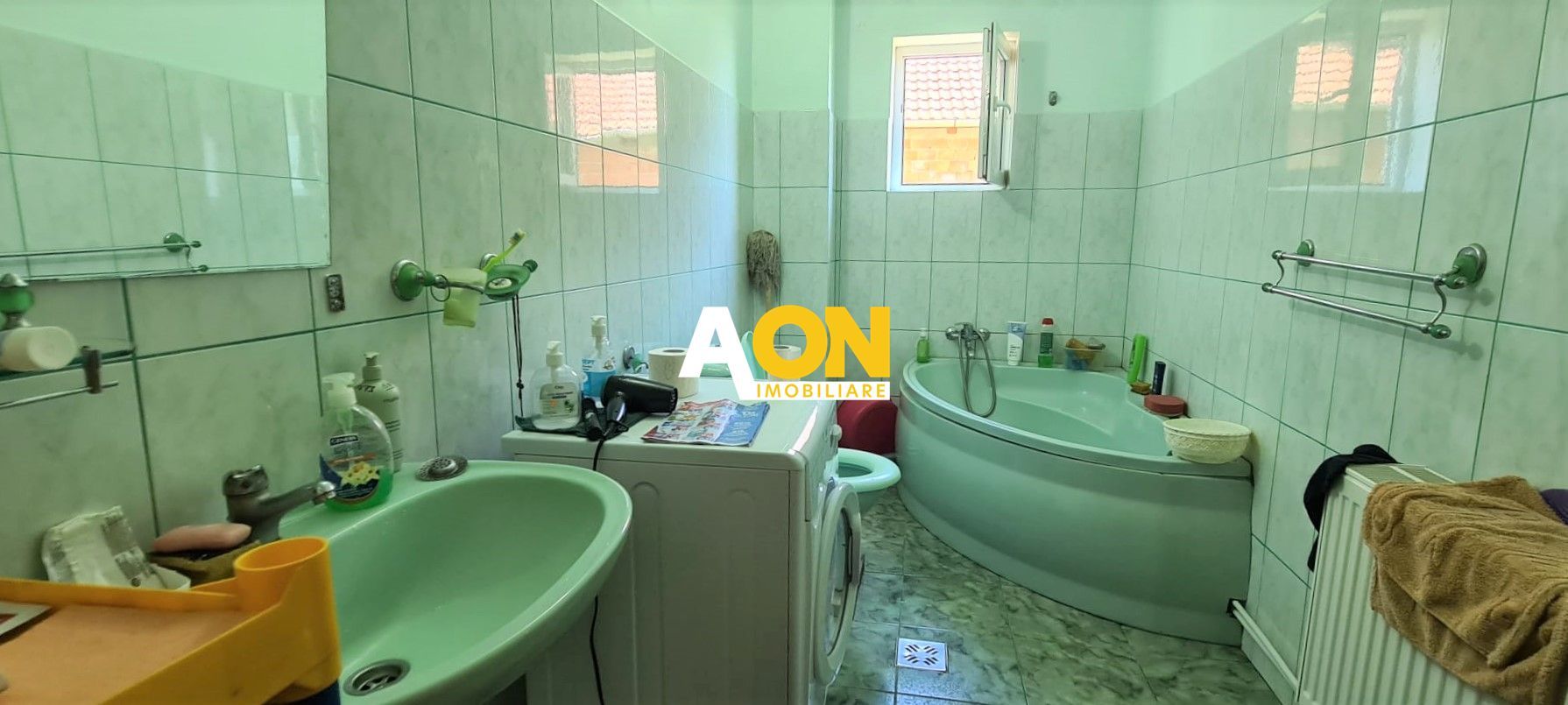 Vila pretabila pensiune + restaurant,  10 camere,  1000MP teren - Poză 24