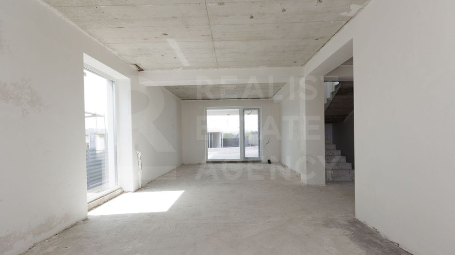 Vânzare, Hi-Tech, 2 nivele, 4 camere, strada  A. Lăpușneanu, Budești - Poză 12