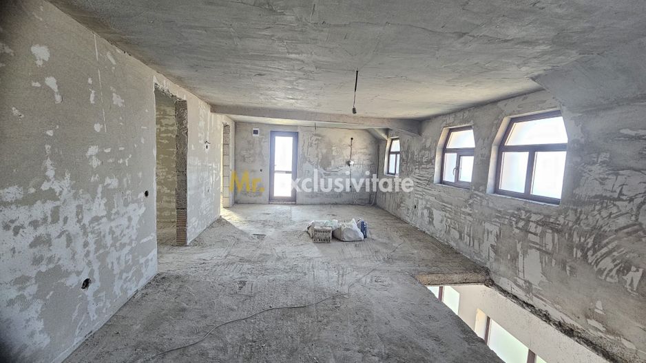 Vila generoasa cu piscina,garaj subteran si curte cu terasa-Turda - Poză 10