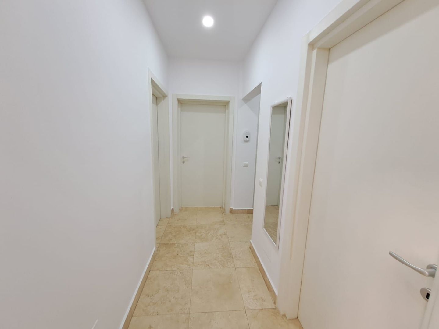 Apartament 3 cam B-dul Timisoara Str. Valea Calmatuiului - Poză 5