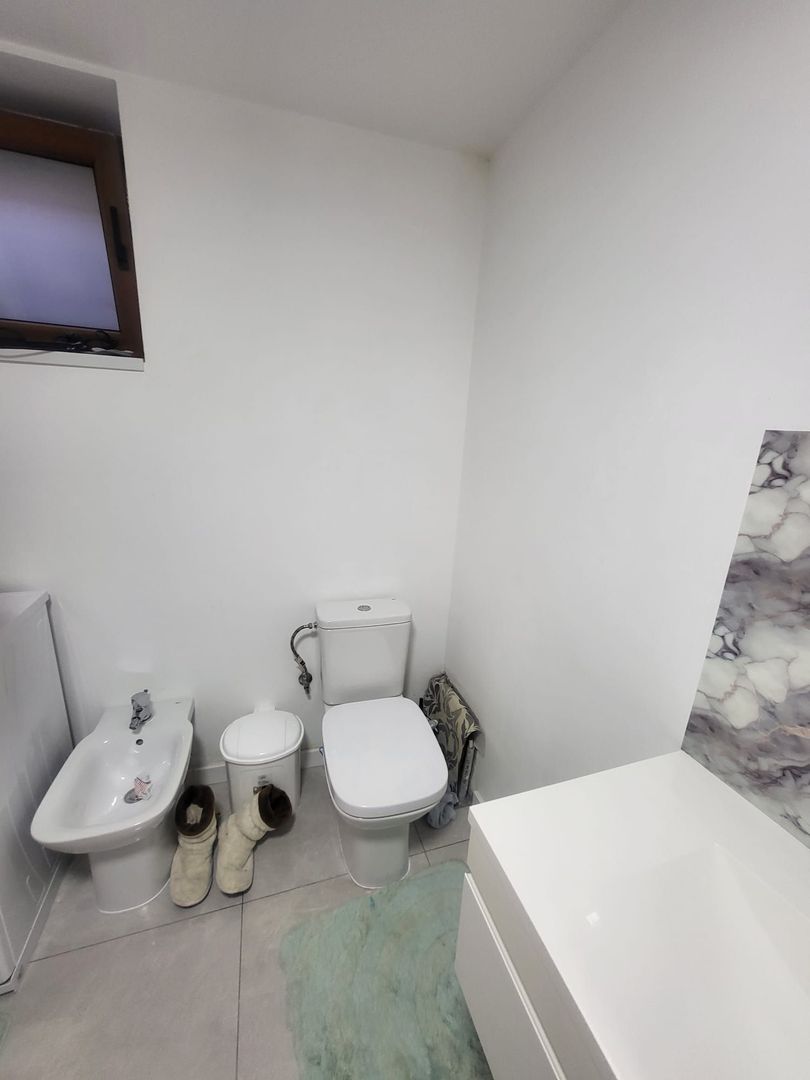 Apartament 5 camere,suprafata mare, curte, bloc 2006 - 4 nivele, Decebal, metrou - Poză 13