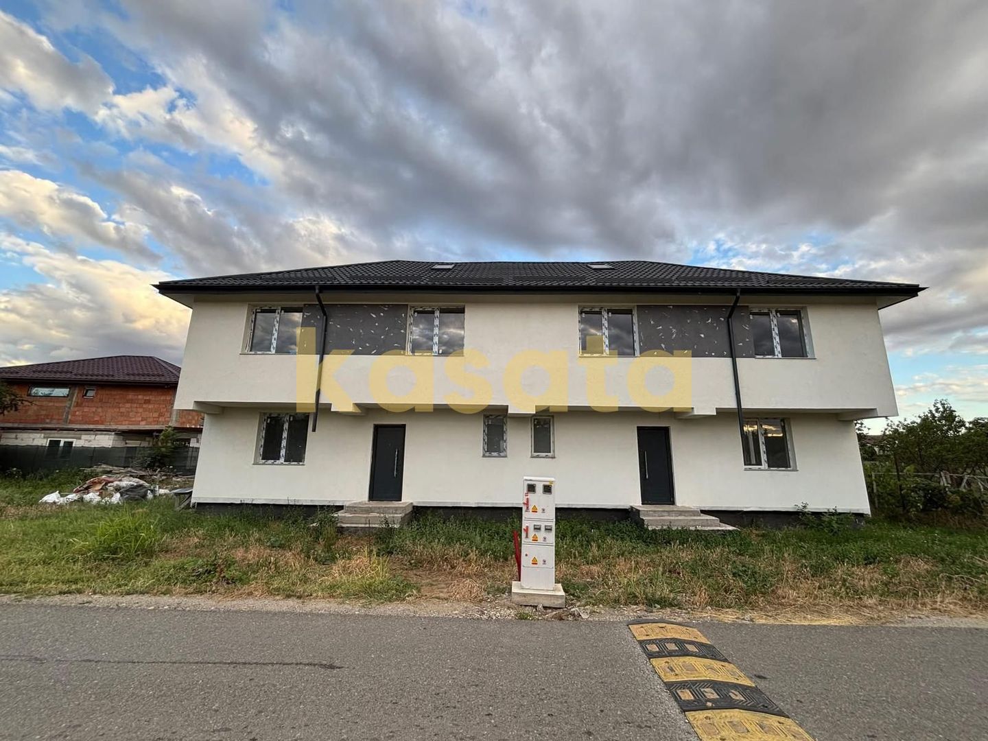 Duplex | Unitate Individuala La Gri | 4 Camere | Mansarda | Terasa - Poză 2