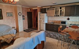 Apartament cu 3 camere de vânzare în zona Stefan cel Mare - Poză 14