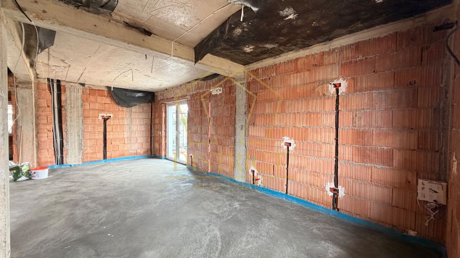 COM 0% Duplex cu 4 camere, despărțit prin camera tehnica | Mosnita Noua - Poză 8