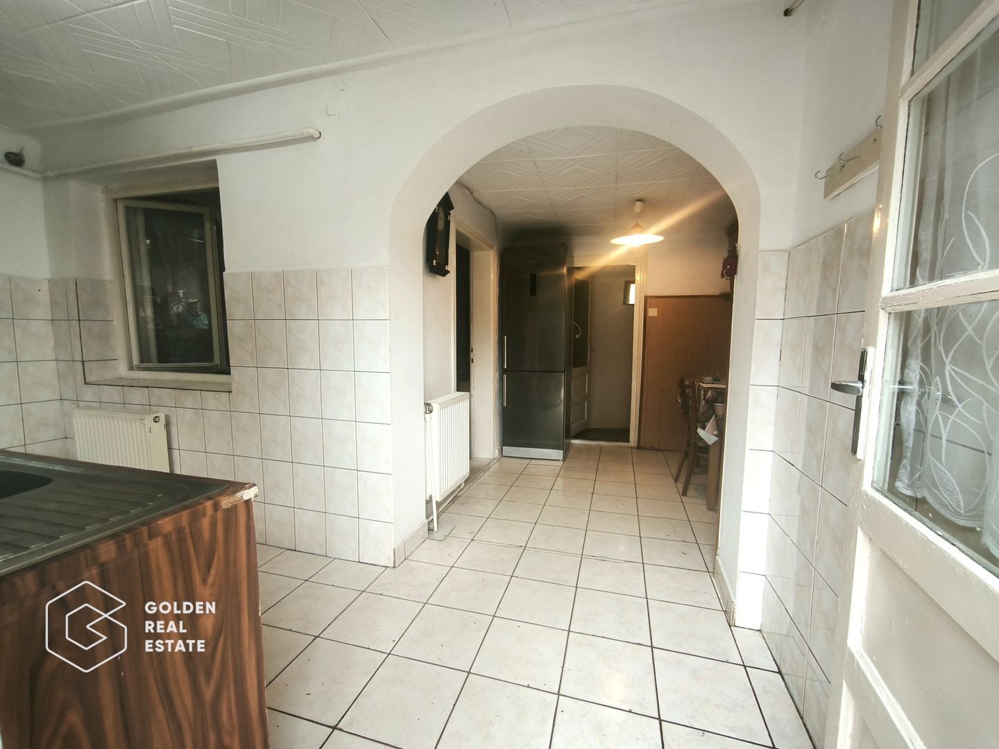 Casa 4 camere, zona Parneava pretabil muncitori sau familie - Poză 3