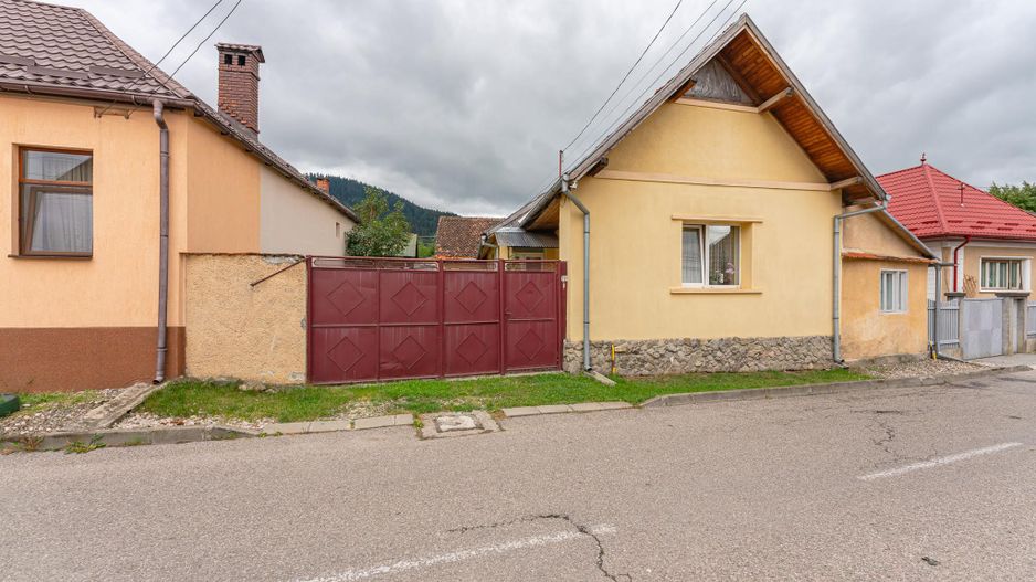 Casa in Sacele dispusa pe un singur nivel - Poză 1
