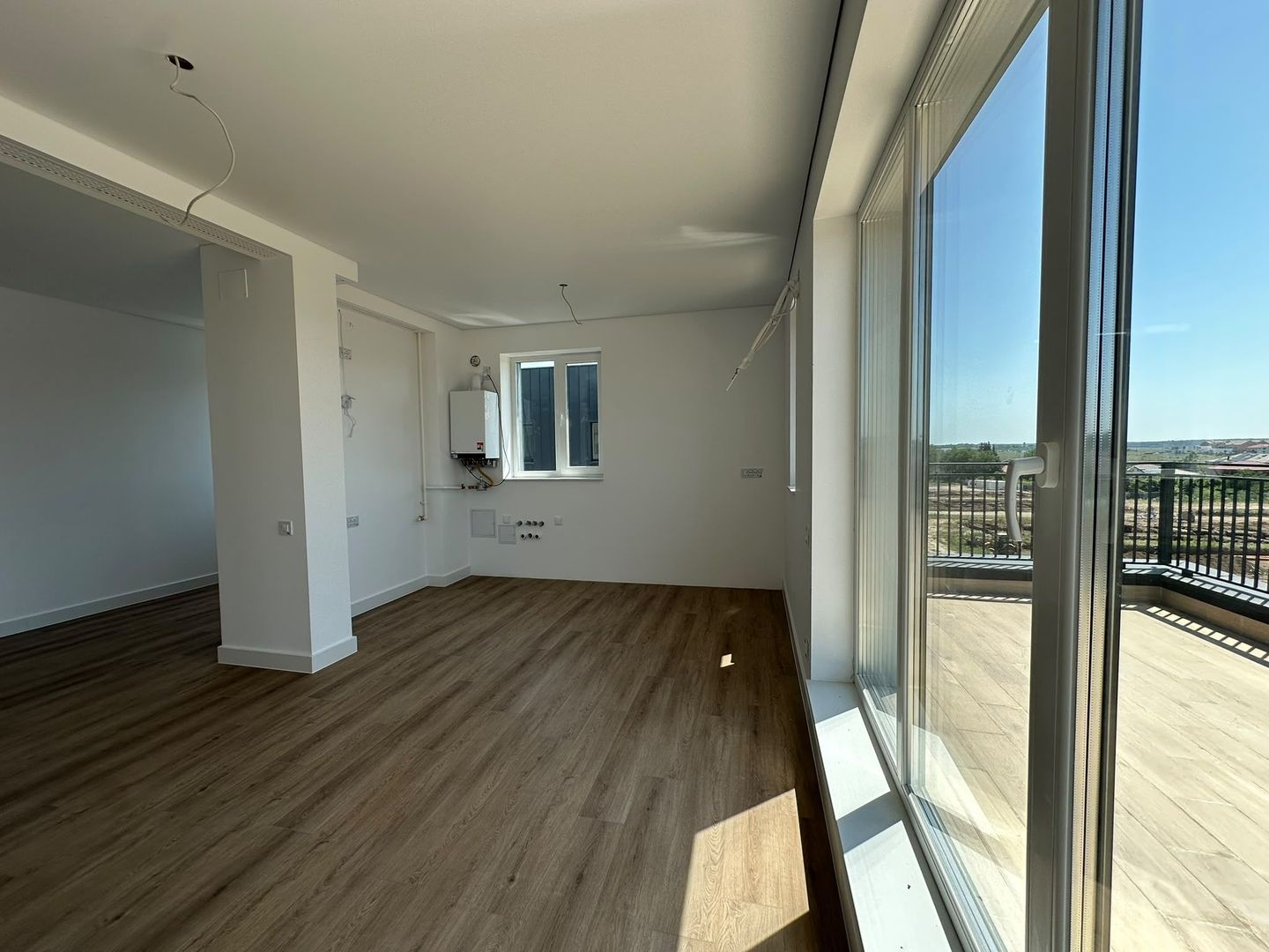 Vânzare Ap.2 Camere Pipera-Tunari - Poză 10