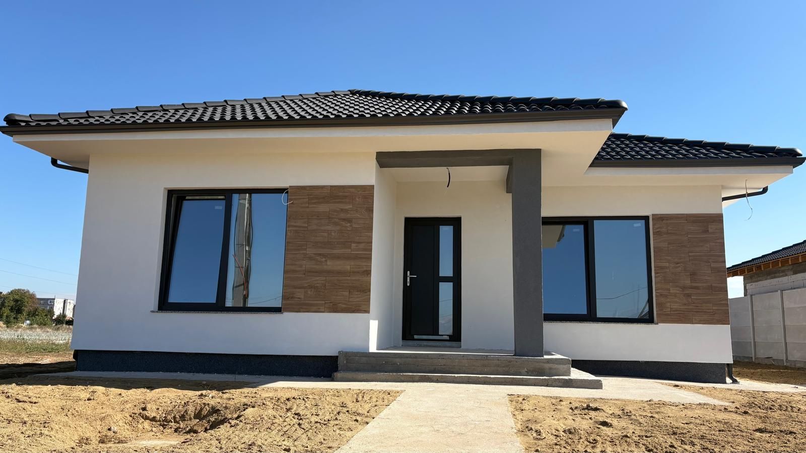 Casa Santandrei, 167 000 E (neg). Comision 0. - Poză 3