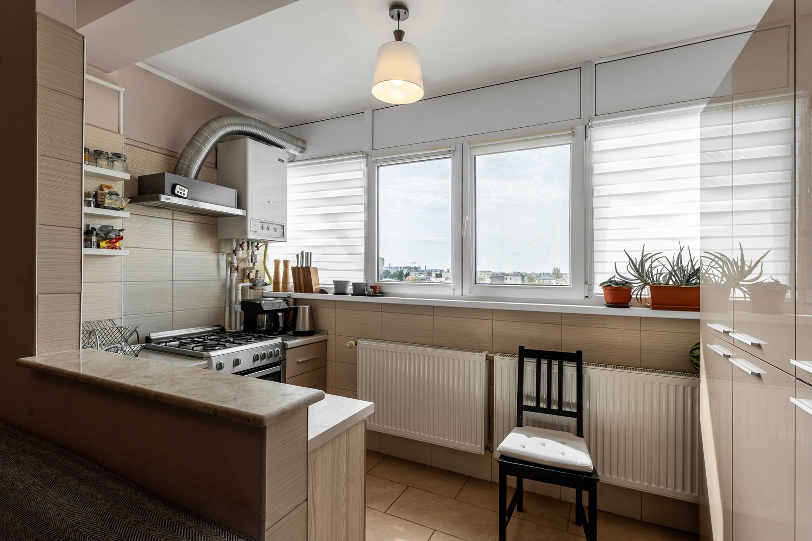 Duplex luminos | Orientare Sud | Centrală proprie | Apărătorii Patriei - Poză 1