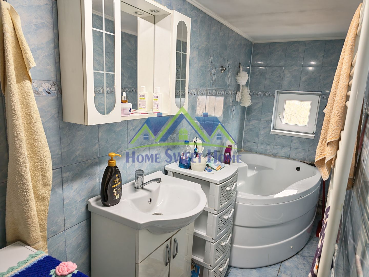 Casa de vanzare in Ghelari – liniste, natura si spatiu generos! Schimb - Poză 8