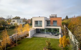 Smart-Home nZEB spectaculoasa Bucuresti Sector1 cu deschidere lac - teren 2000mp - Poză 8