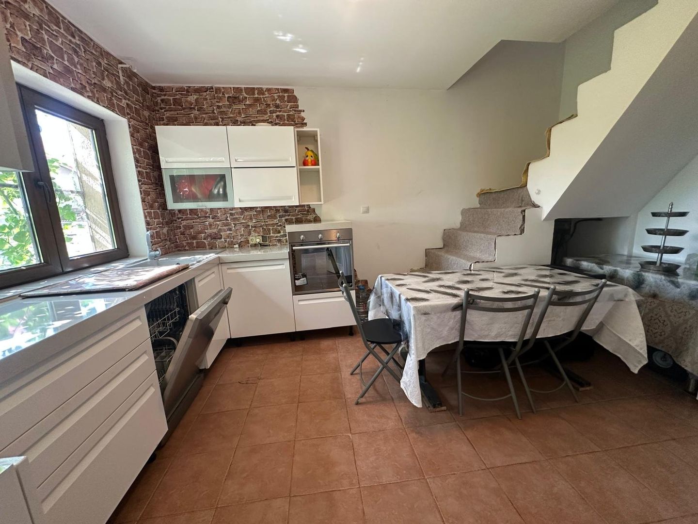 BERCENI-VIDRA, CASA P+M 130 MP, TEREN 260 MP! - Poză 17