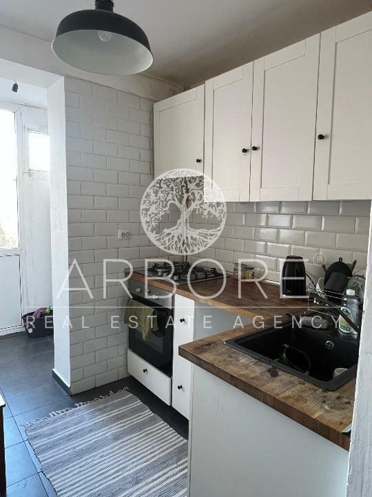 3 camere Titan, langa Parc si Stadionul National - Poză 3