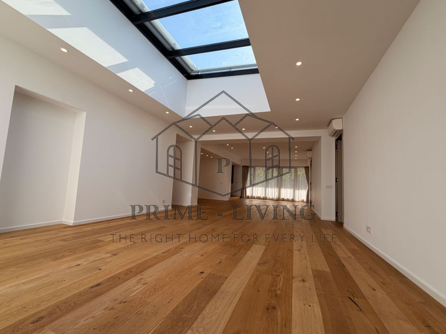 Penthouse lux cu 4 camere in zona ambasadelor - Poză 16