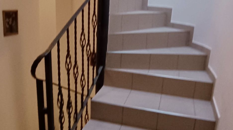 Casa cu 4 camere,237mp,zona strada Lunga - Poză 11