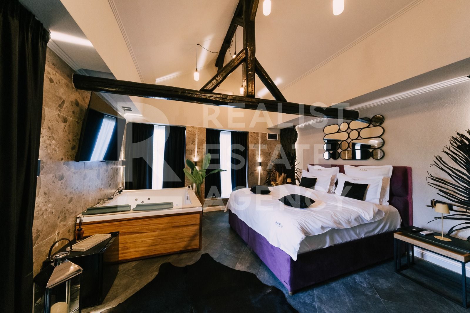 Boutique Luxury Retreat + Restaurant, Prahova - Poză 9