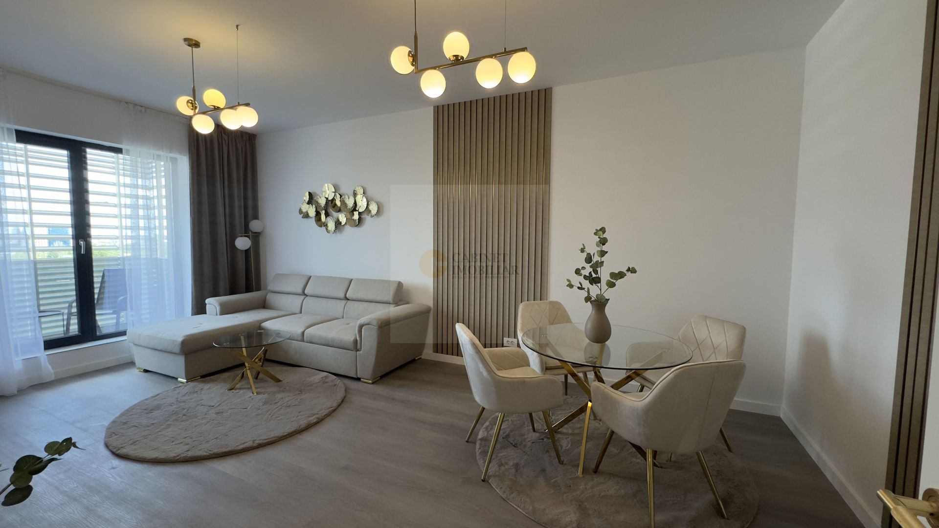 2 camere decomandat | Mobilat și utilat lux | Vedere panoramica - Poză 4