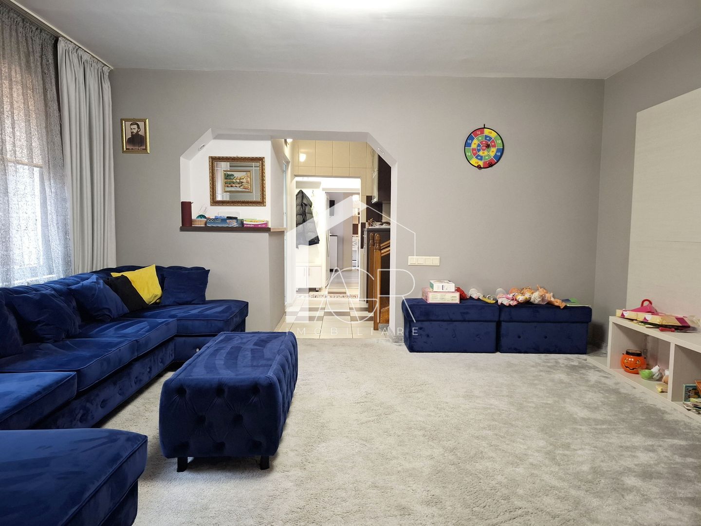 Casa P+M, cu 5 camere, zona Central - Poză 2