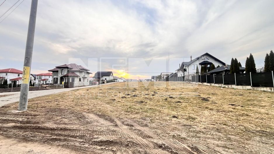 De vanzare I Teren Intravilan I Scheia/Suceava I 1663 Mp I 70 Euro/Mp - Poză 1