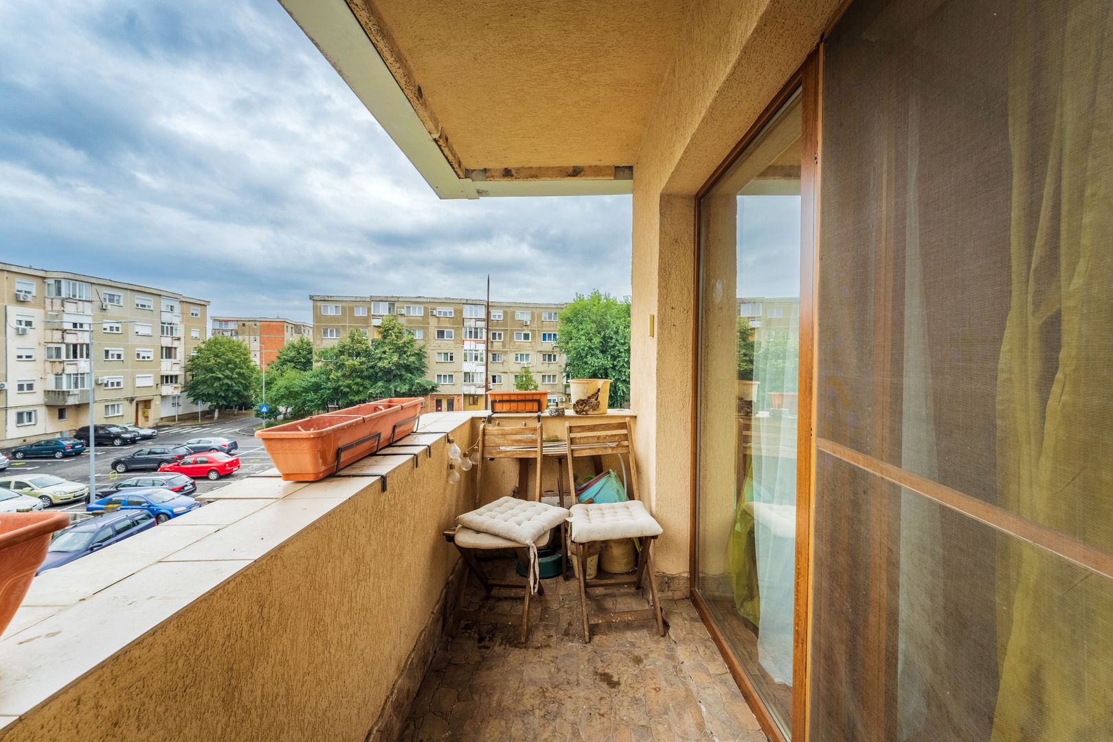 Apartament cu 3 camere în Alfa - Poză 3