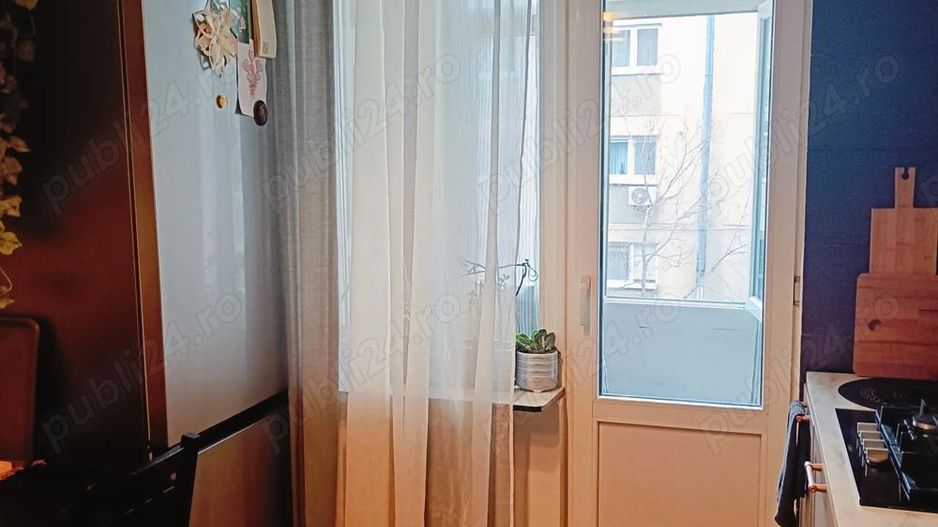 Apartment 2 Camere Crangasi - Poză 3