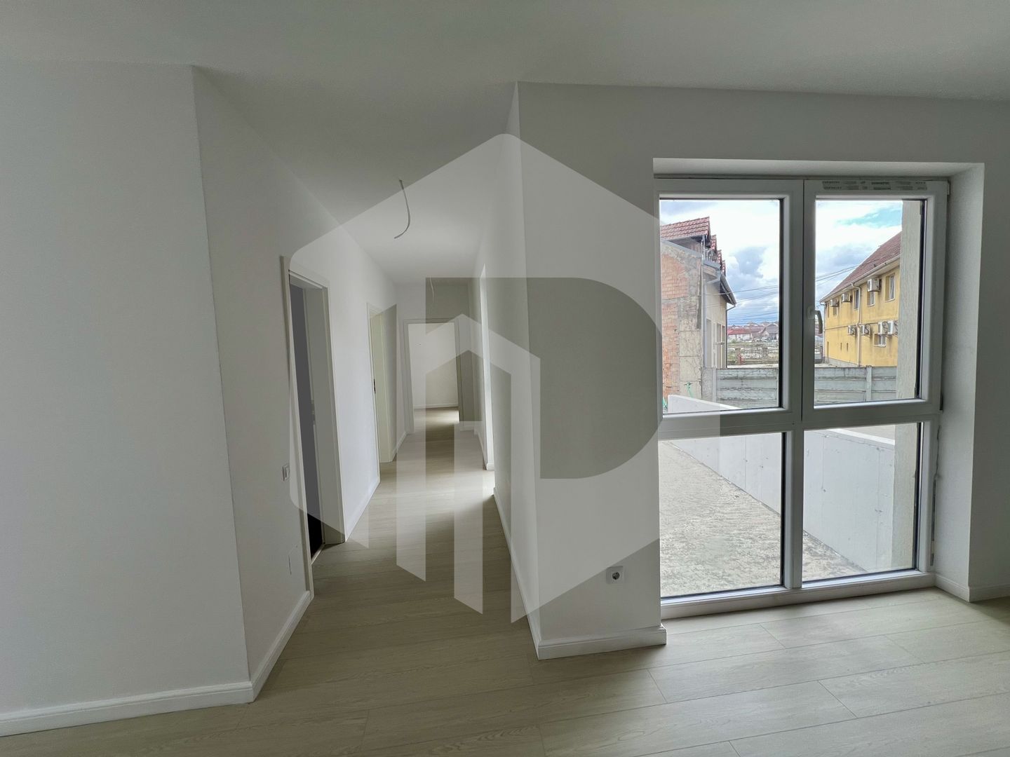 Apartament/ spatiu comercial in zona Kogalniceanu- Parter- La cheie - Poză 5