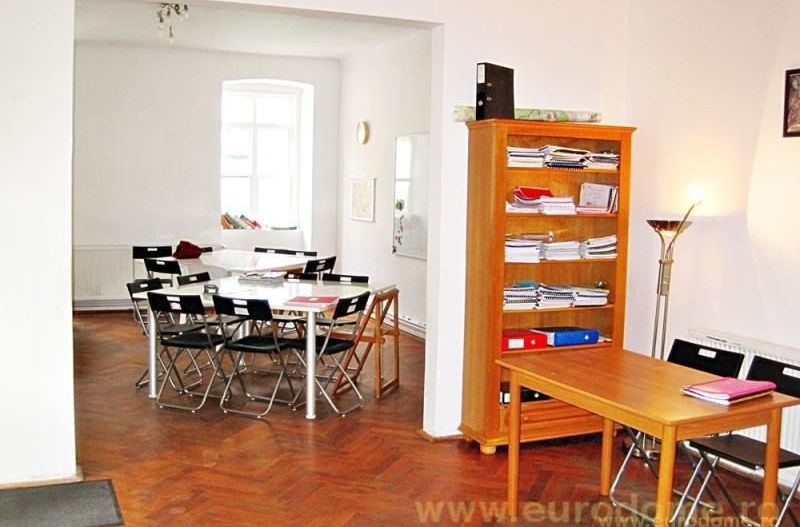 Casa cu teren de 256mp in centrul istoric al Brasovului - Poză 8