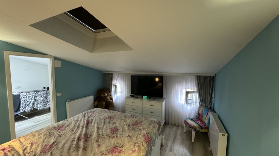 Casa pe aleea pietonala, vis-a-vis de Ceasul Electric - Poză 5