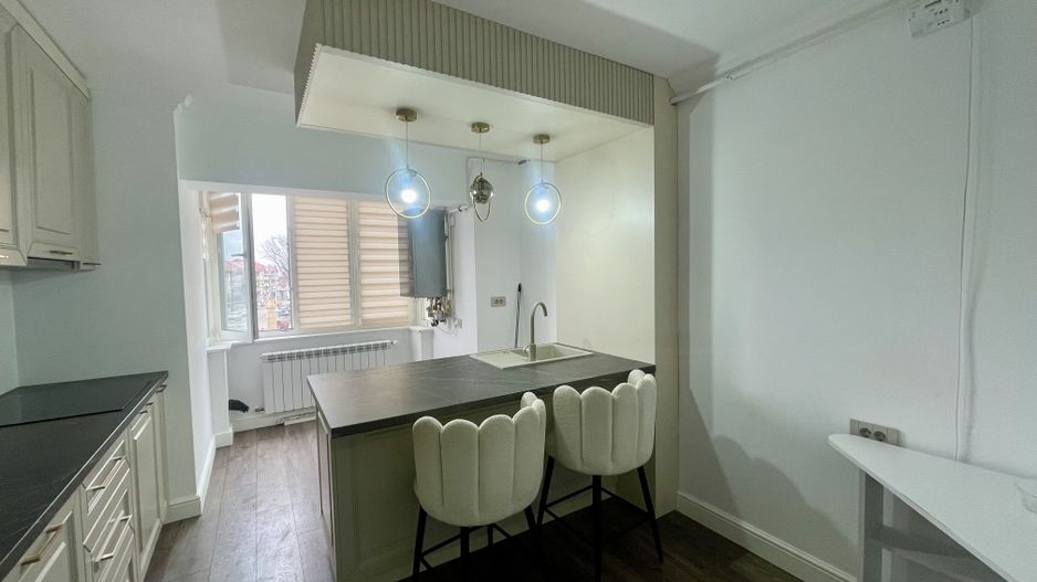 Apartament 3 camere | LUX | Ultracentral | Etaj 2 | Bloc cu lift - Poză 10