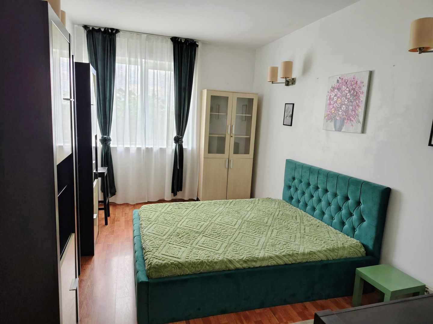 Inchiriere 2 Camere RIN Grand Residence, Vedere Parcul Vacaresti, Dressing - Poză 1