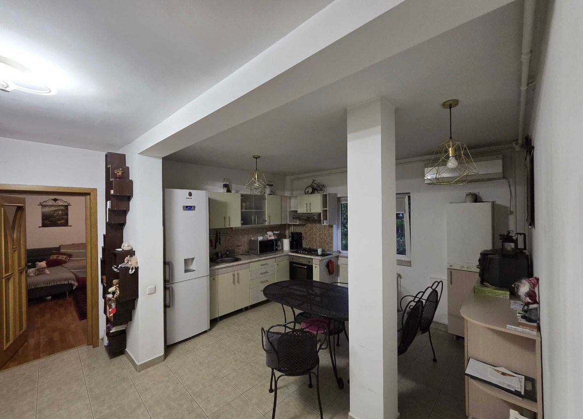 AP. 2 CAMERE SEBASTIAN, CENTRALA TERMICA, BUCATARIE DESCHISA, MODERN - Poză 3