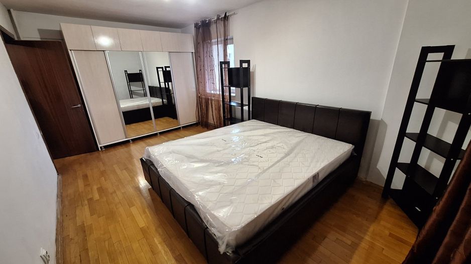 Apartament 3 camere, etaj 2, balcon închis, mobilat complet, Pantelimon - Poză 1