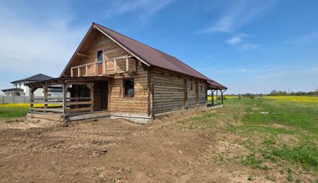 Cabana de vânzare din lemn masiv Mihăilești | 400 mp teren -Potențial investiție