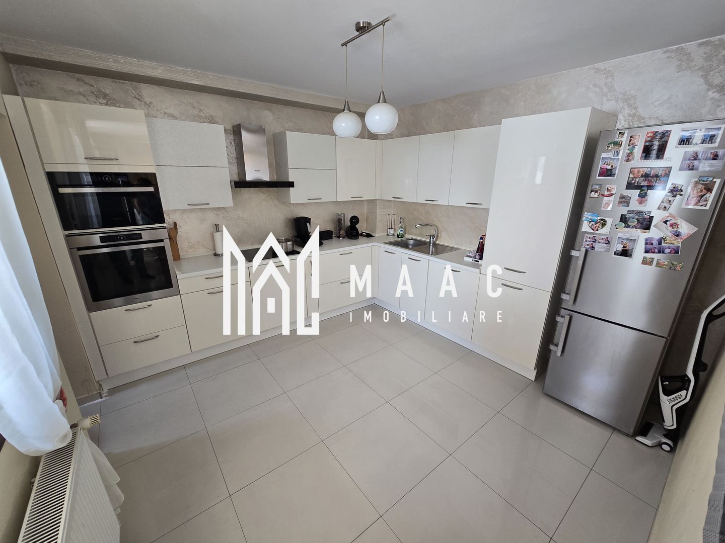 Vila 5 camere moderna 300 mp teren Zona Tineretului - Poză 2