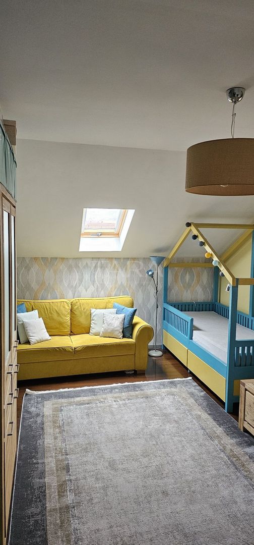 Apartament cu 2 camere la mansardă,  în Zorilor - Poză 2