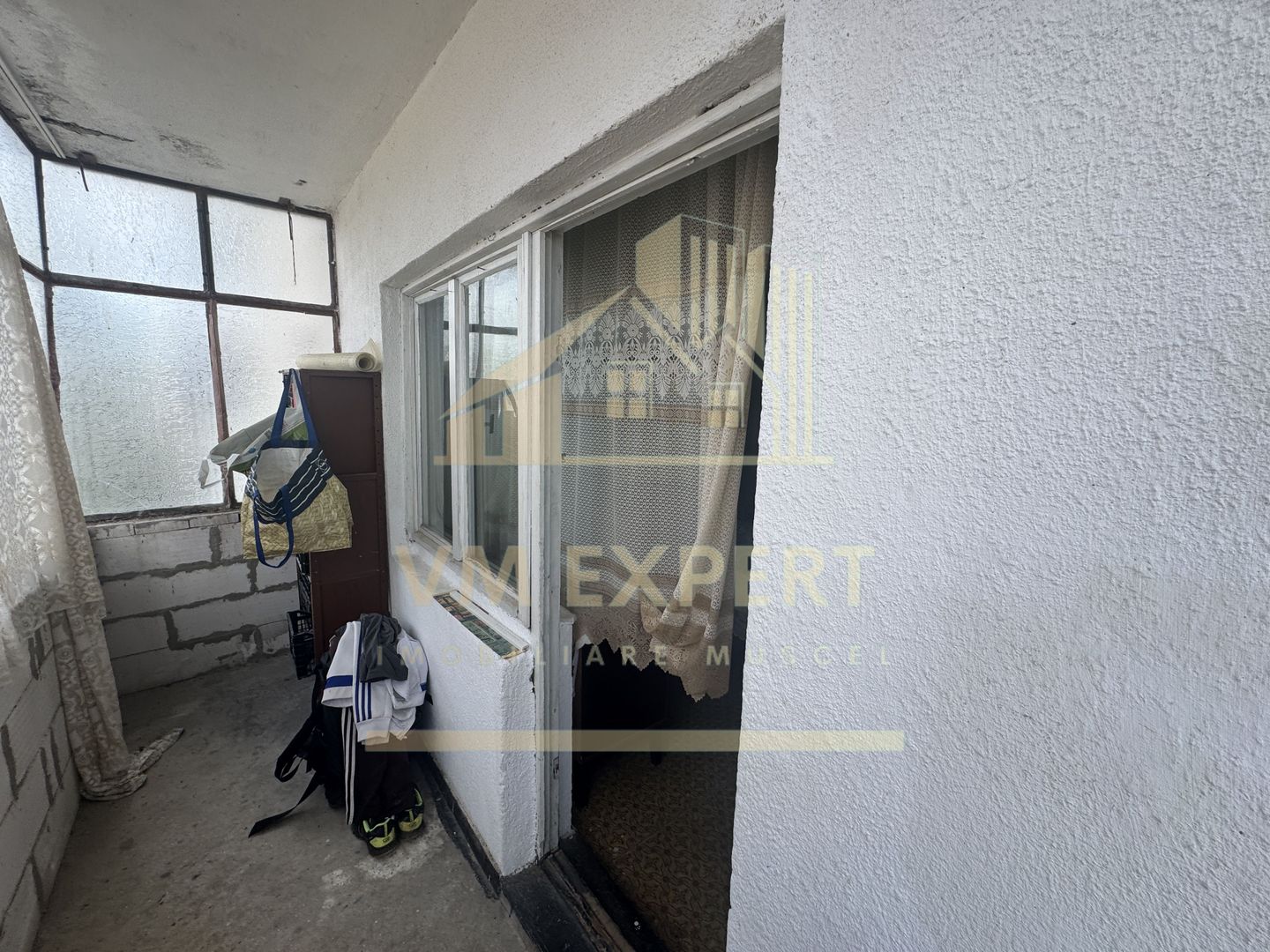 APARTAMENT 2 CAMERE ETAJ 2 GRUI CAMPULUNG - Poză 10