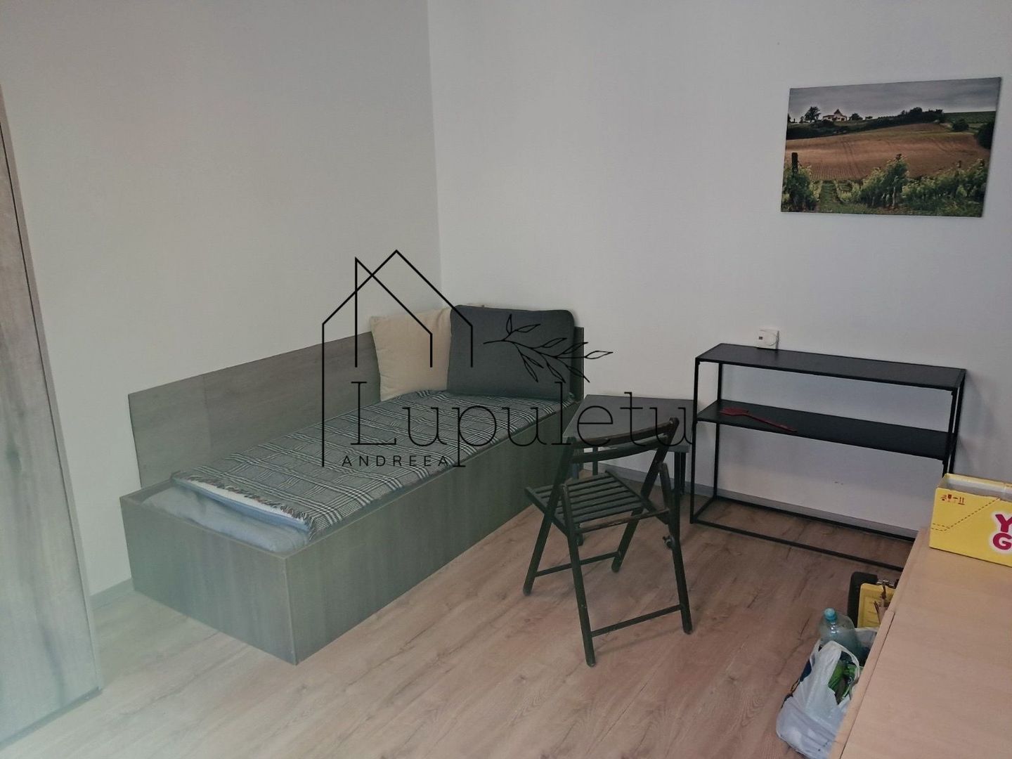 Garsoniera de Inchiriat | Zona OMV Vasile Milea | Balcon | Renovată - Poză 1