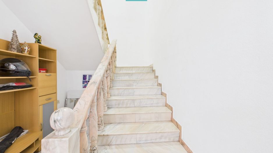 Hală de producție, cu birouri și teren, în Sebiș - Poză 36