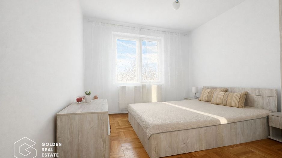 Apartament cu 4 camere, zona Micalaca, etaj 3, decomandat - Poză 3