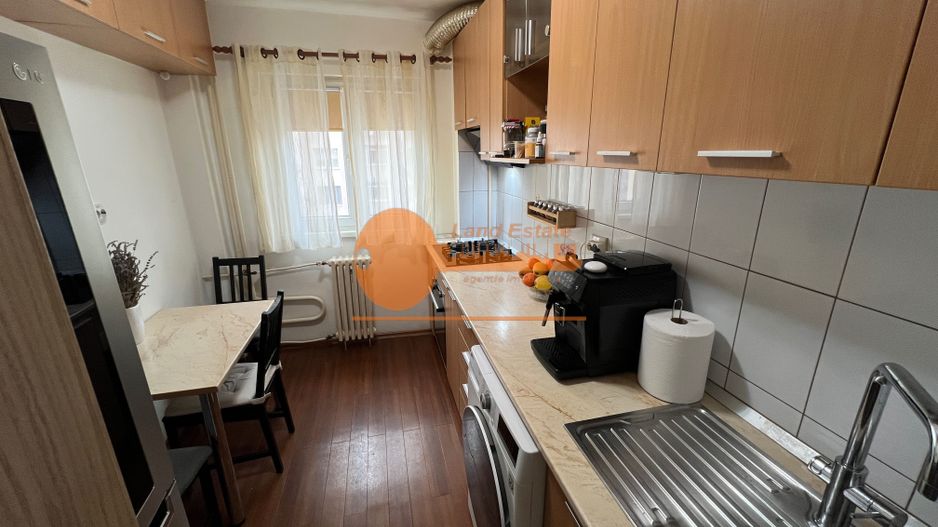 2 camere Dristor ( 150 m pana la metrou/ bloc 1982 ) - Poză 8
