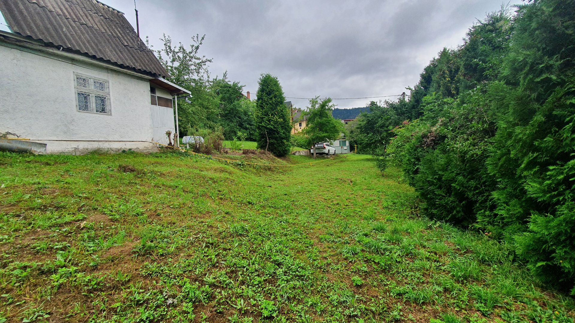Schei gradina +casa de vacanta,  intre case,front pe trei parti - Poză 2