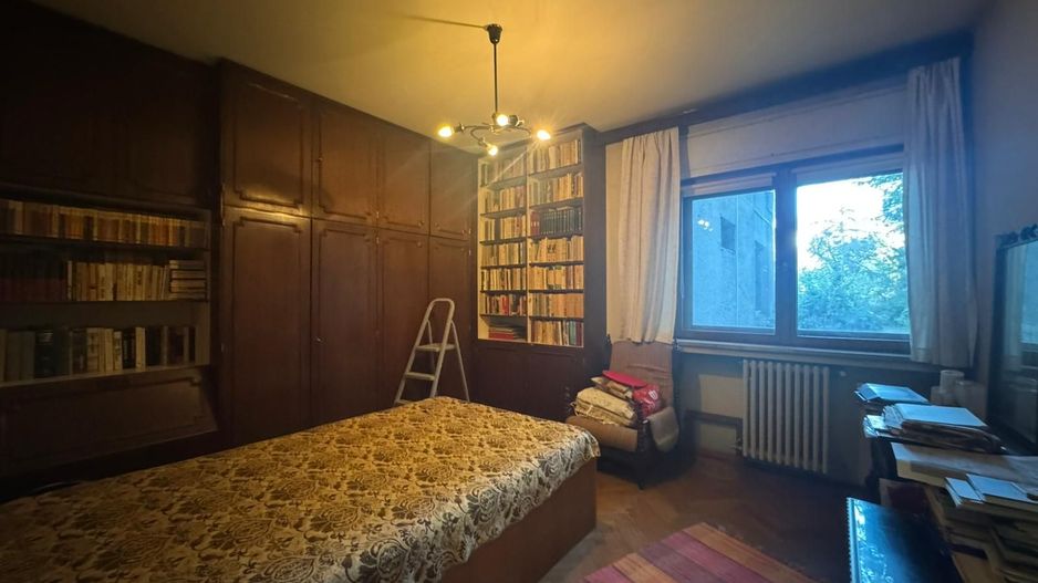 4 camere || Aviatorilor / Uruguay - Poză 2