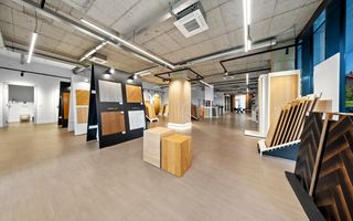 Spatiu comercial de vanzare! 282mp in zona Grand Hotel Italia - Poză 3